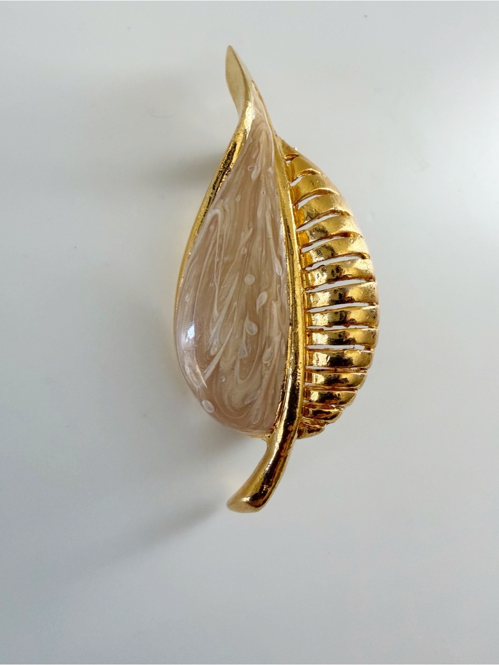 Vintage Enamel Gold Tone Leaf Brooch Pin